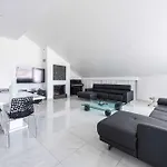 Luxury Penthouse 120 M2 In The Heart Of Cannes