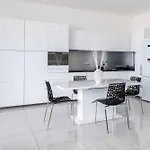 Luxury Penthouse 120 M2 In The Heart Of Cannes