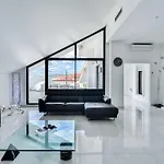 Luxury Penthouse 120 M2 In The Heart Of Cannes